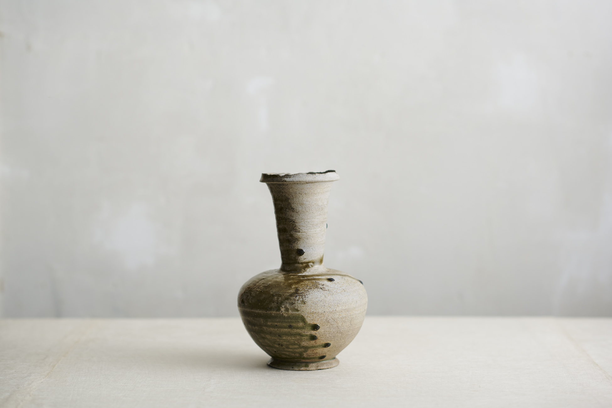 猿投長頸壺 – 古美術中上