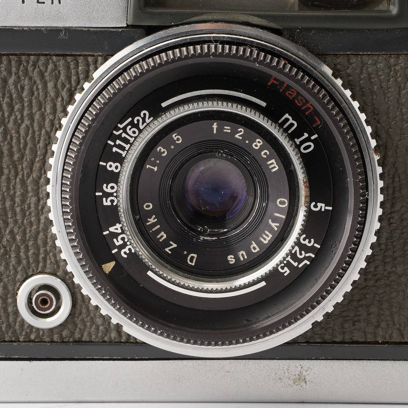 OLYMPUS-PEN （オリンパス初期型ペン） 28mm F3.5 #05 OLYMPUS-PEN