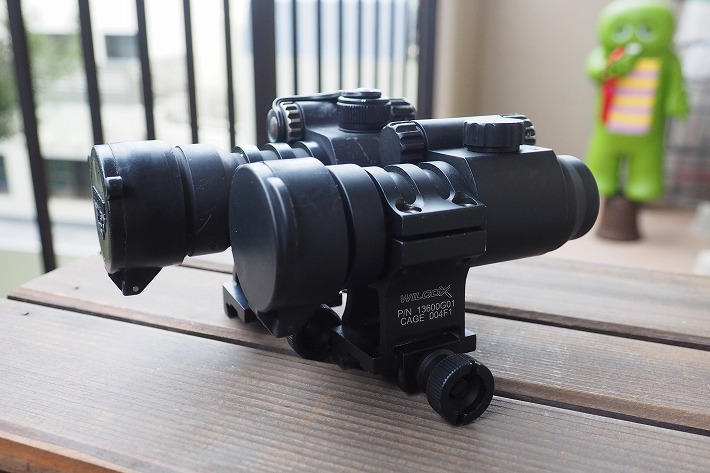 エイムポイント 実物 ダットサイト Amazon.co.jp: (エイムポイント