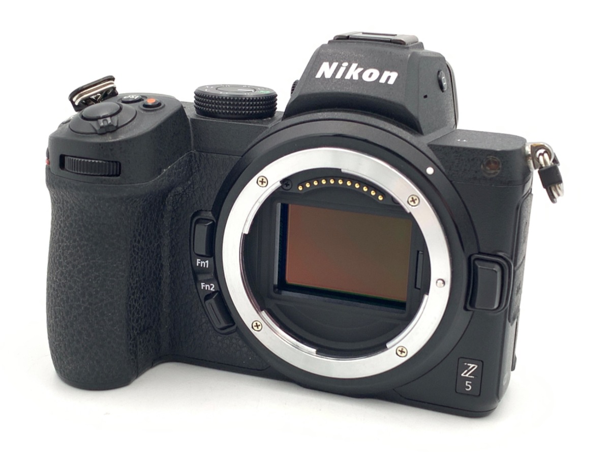 miracle 様✨Wi-Fi搭載❤️人気機種 Nikon D5600 使用感極少美品