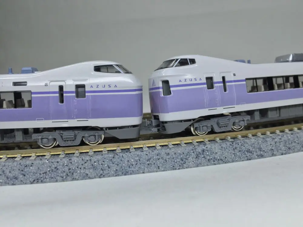 E257系あずさ・かいじを弄る。その1 ライト加工 KATO 10-433