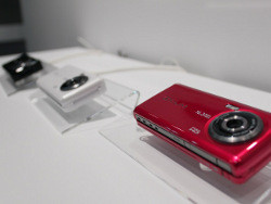 ジャンク docomo CA-01C EXILIM ガラケー ケータイ 16.3メガカメラ搭載