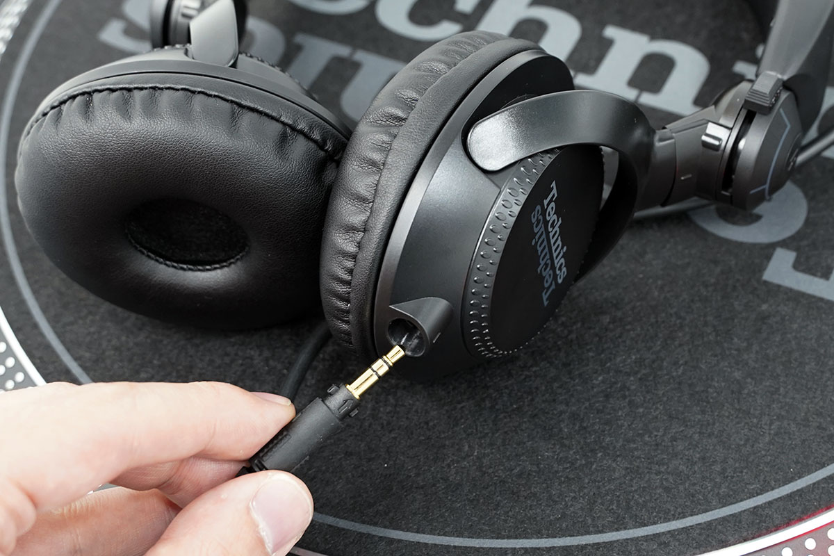 パナソニック、プロDJ向け新ヘッドホン「EAH-DJ1200」 | マイナビニュース