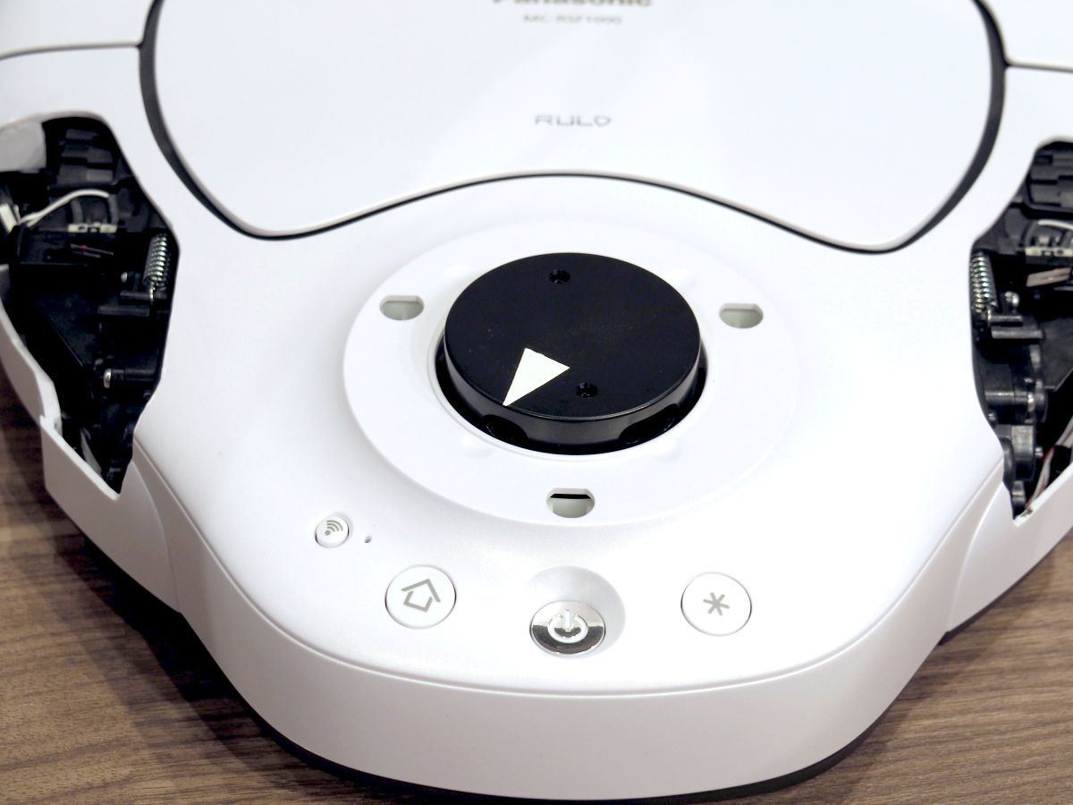 パナソニックのロボット掃除機「ルーロ」にコスパ優秀の新モデル