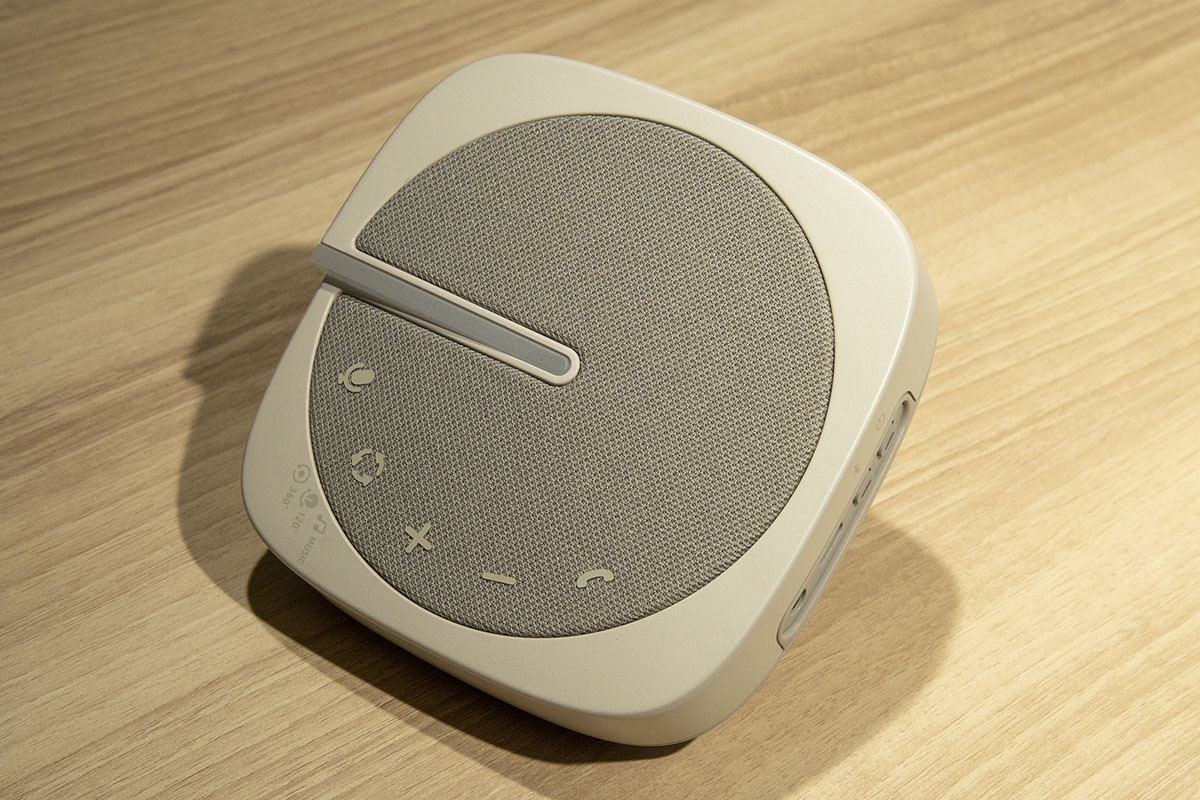 自分の声だけ届ける”マイク内蔵小型スピーカー「LinkShell」 - NTT特許