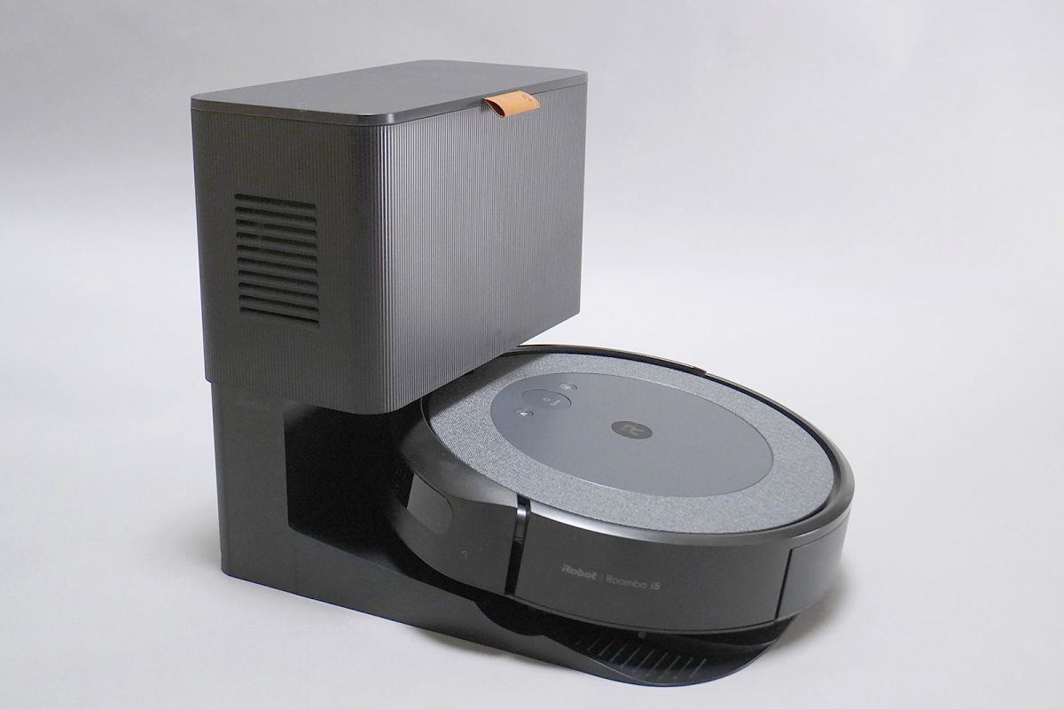なんか見たことある？ ロボット掃除機の新モデル「ルンバ i5+」 | マイ