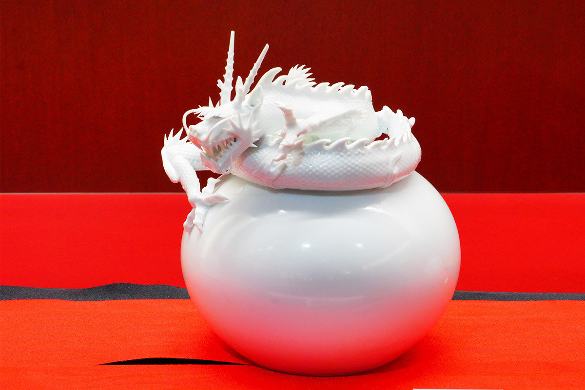 採算度外視で作られていた!? 殿様や海外の貴族も愛した「三川内焼」を