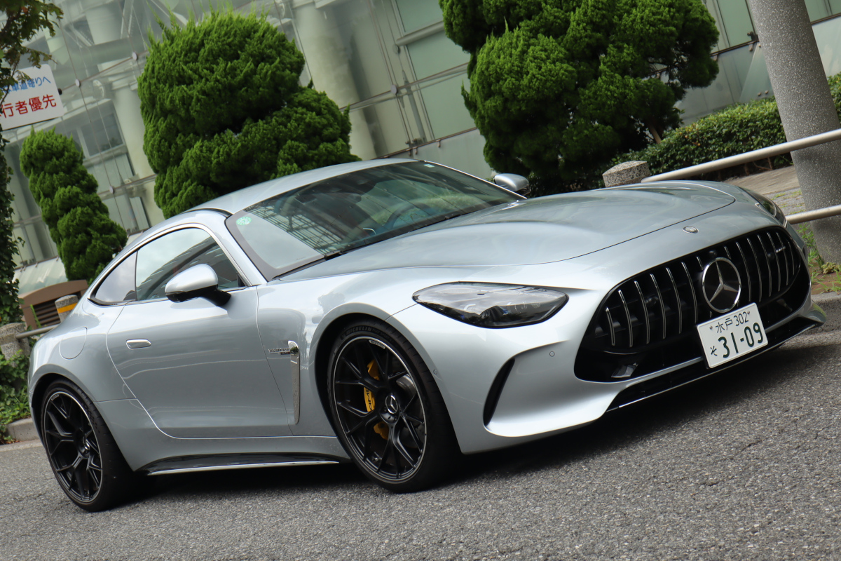 メルセデスの高性能車「AMG GT63 4MATIC+ クーペ」は普通の人でも