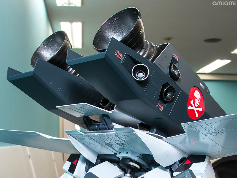 マクロス1/20ガウォークPLAMAX マクロス」プラモ史上最大の1／20