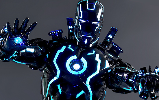 ホットトイズ アイアンマン マーク4 ネオンテック パワードスーツ装着