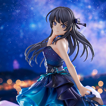 アニメ『青春ブタ野郎』シリーズより、ミニドレス姿の「桜島麻衣」が