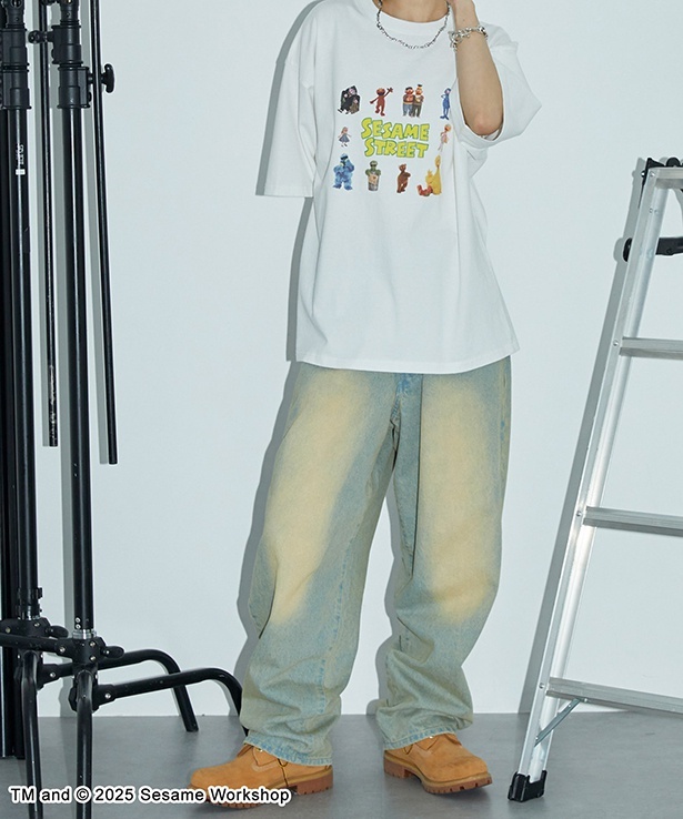 SESAME STREET TRUCK YOASOBIコラボ Tシャツ(M) セサミストリートの