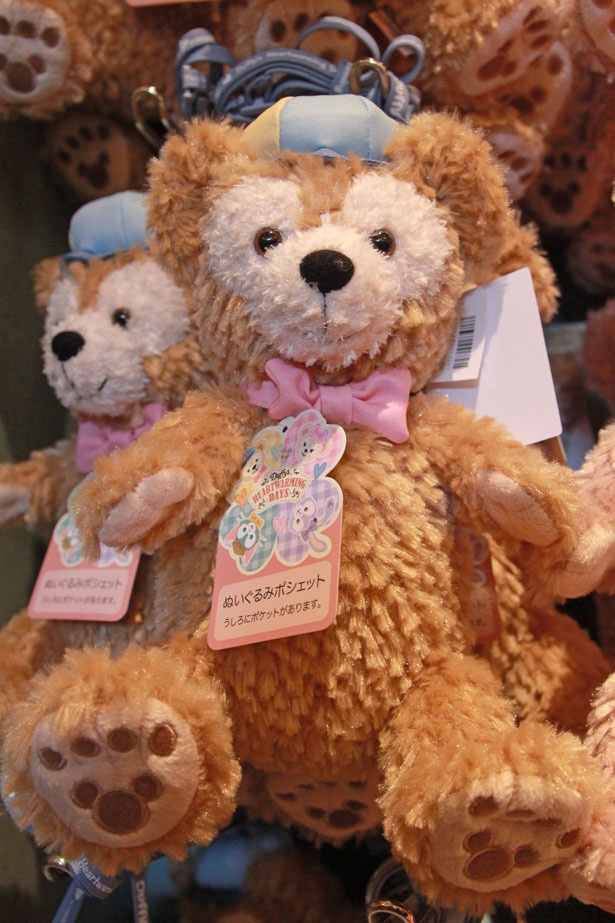 抱きまくらが初登場！ダッフィー新プログラムのグッズを一挙紹介