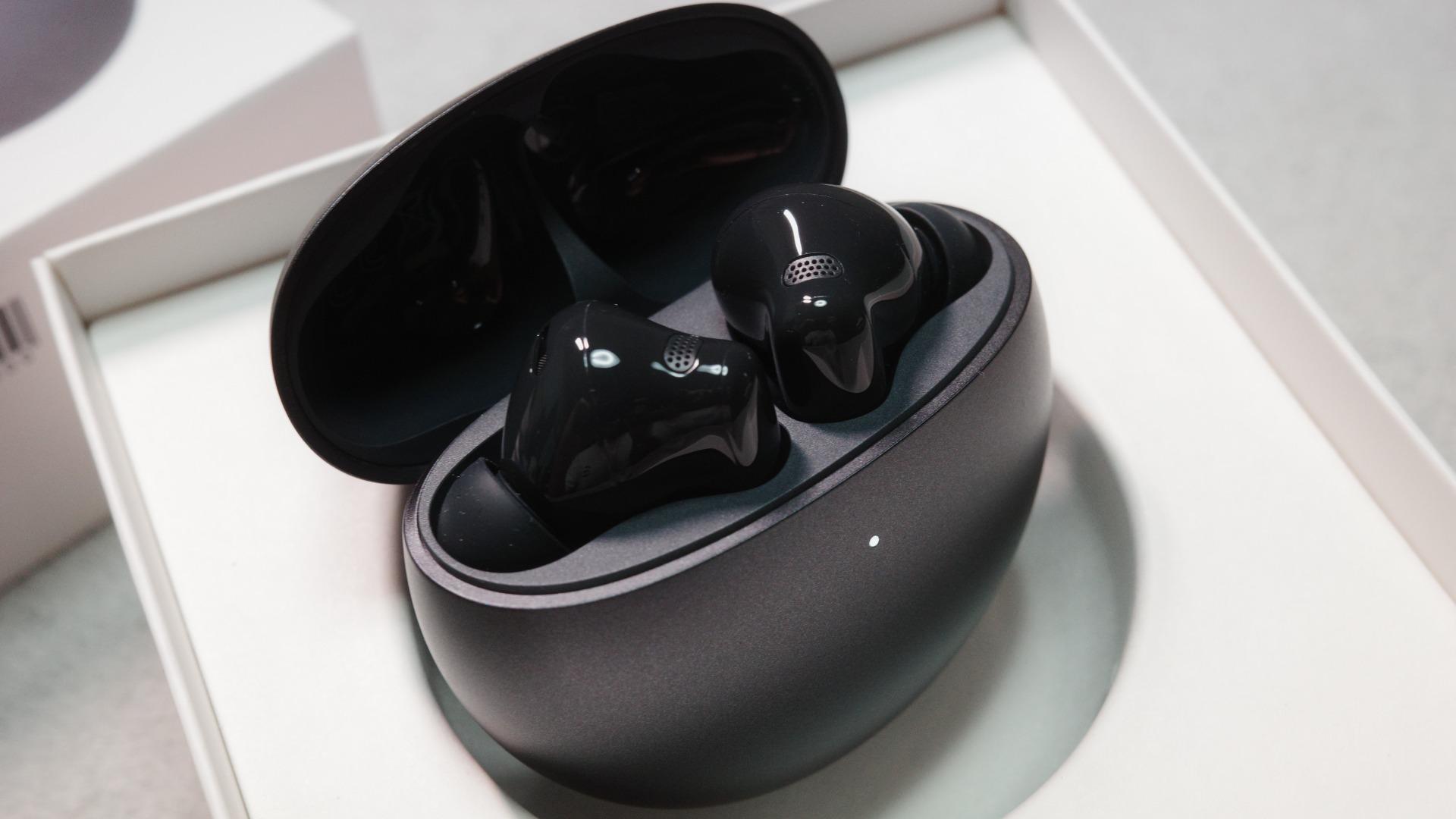 1万円台でハイエンドに迫る!? HUAWEI FreeBuds 7iが価格破壊すぎる（い