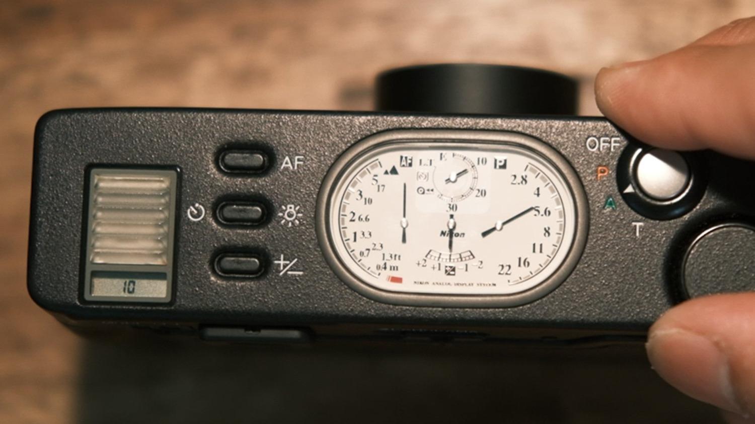 Nikon 28Ti｜撮る気持ちを思い出させてくれる1台（ひげこい