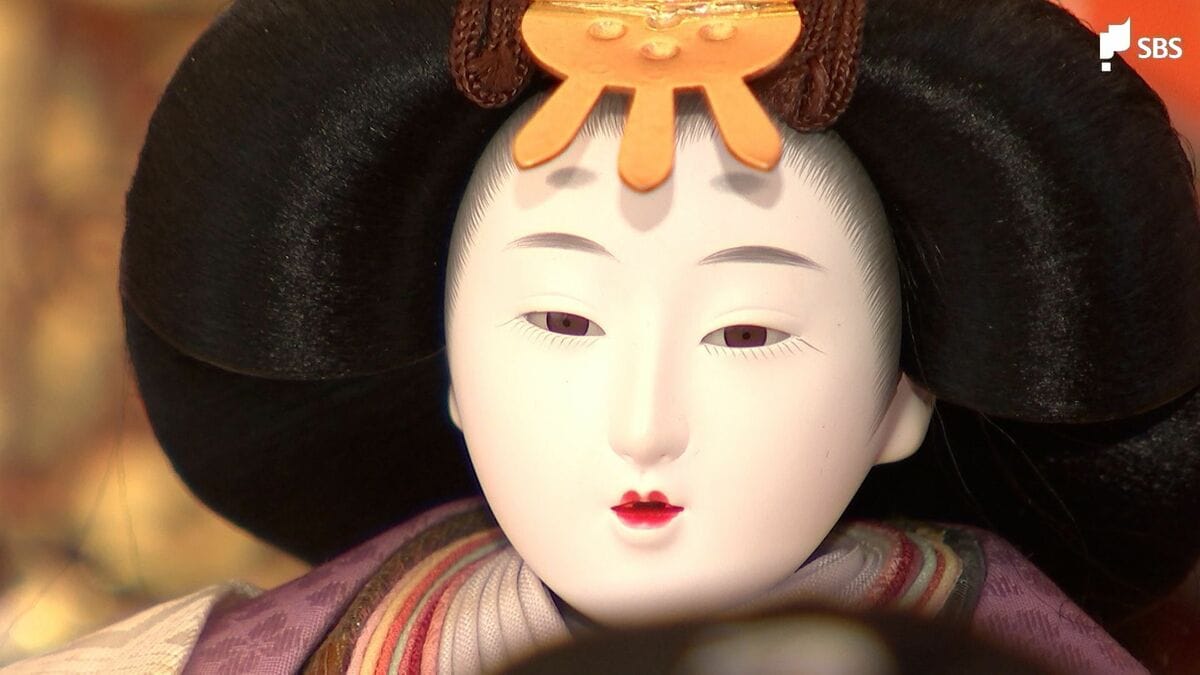 丁寧に、感謝を込めて」ひな人形や五月人形を炎で納める＝静岡・島田市