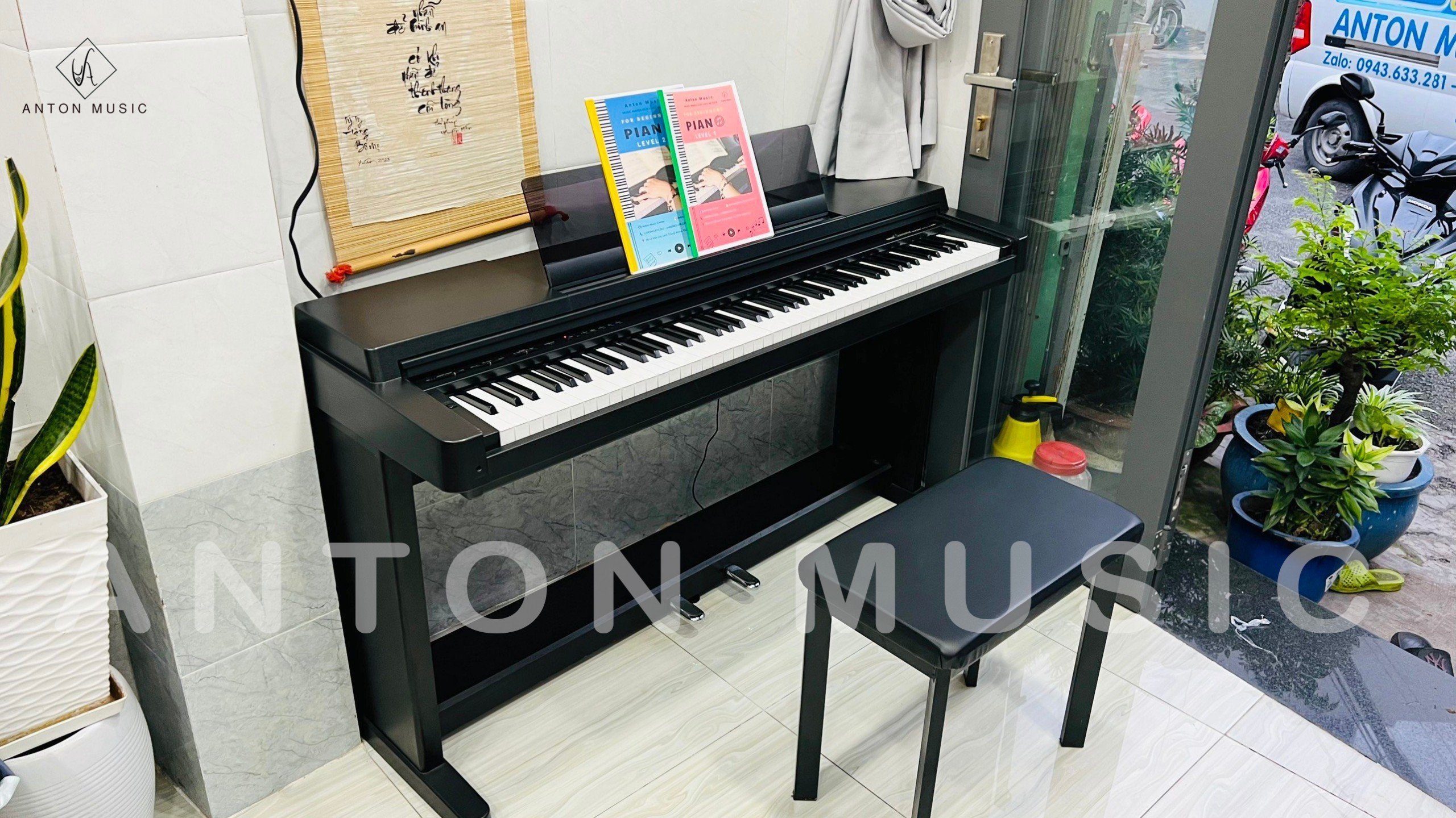 お届けします】 Yamaha Clavinova CLP-550 椅子付き お届けします