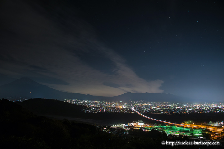 油彩静岡市両替町の雨の夜景 油彩静岡市両替町の雨の夜景