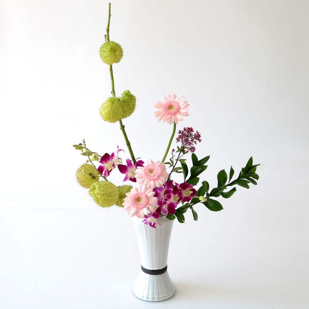 希少】オールドニッポン 雀図花紋 一陳盛り エナメル 花瓶 ピッチャー