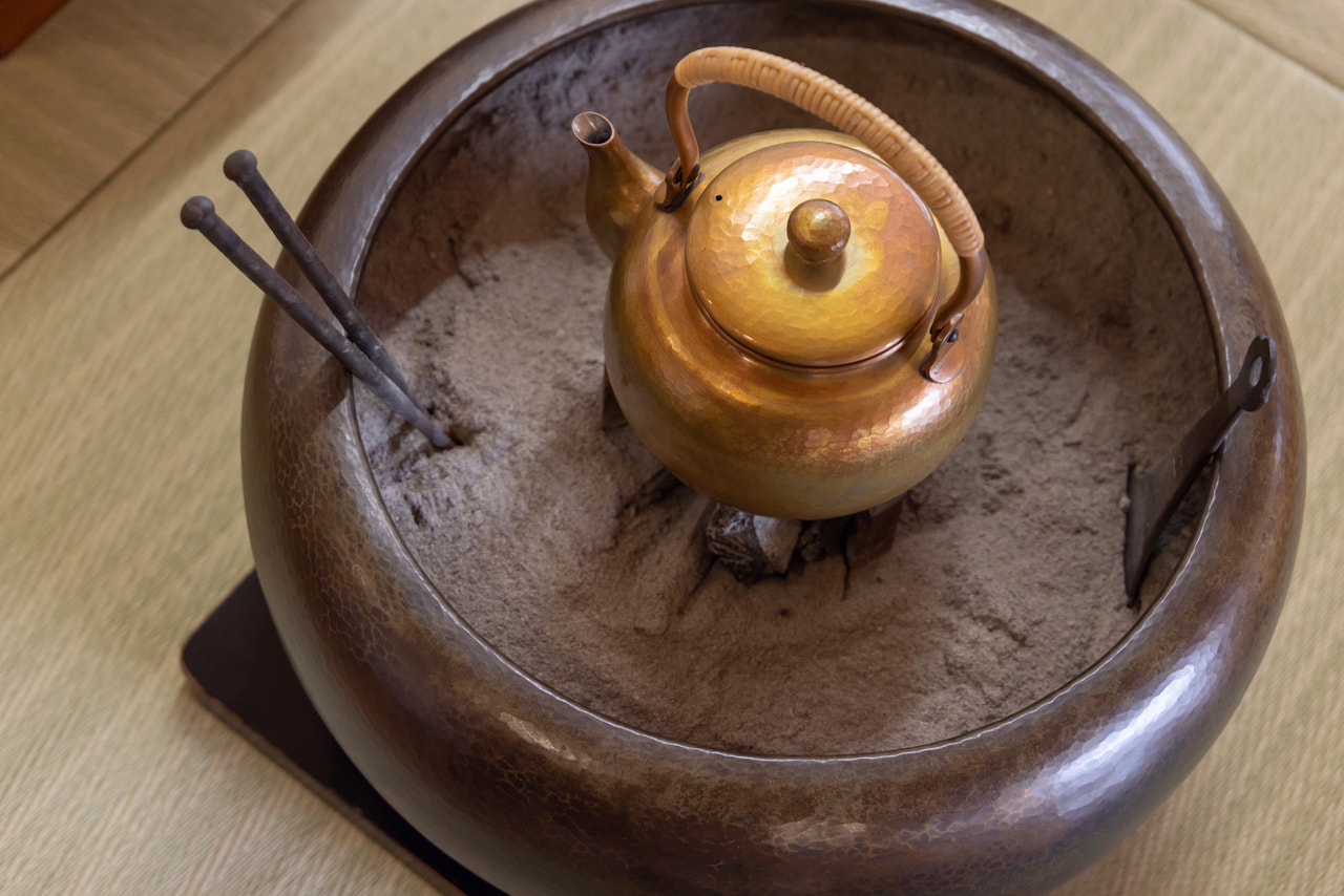 北越堂 鎚起銅器 湯沸 急須 茶道具 銘あり 重さ881g