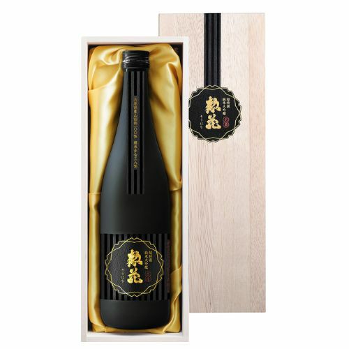 木箱入】超特撰 雑候屋甚兵衞 純米大吟醸 1.8L｜ SAKARI online（日本盛）