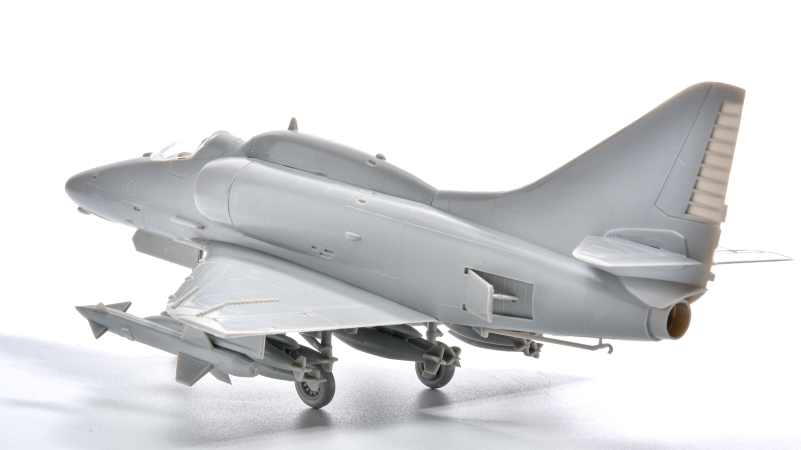 プラモデル ホビーマスター ダグラス A-4B スカイホーク ジオラマ