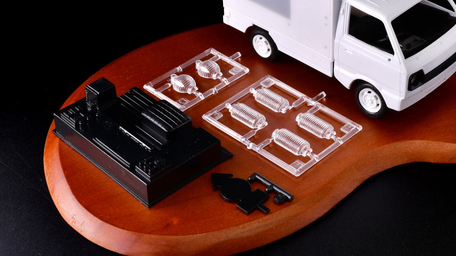 やきとりの移動販売車がプラモデルでやってくる／アオシマの移動販売