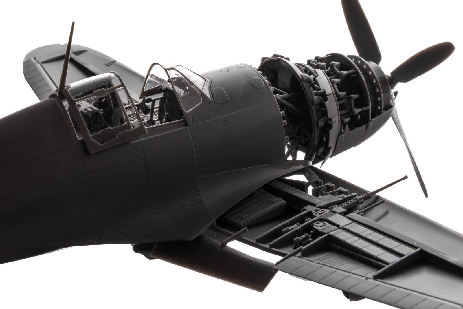 造形村1/32 帝国海軍局地戦闘機「震電」完成品