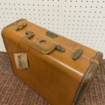 3C8CA384-833F-4A44-802C-