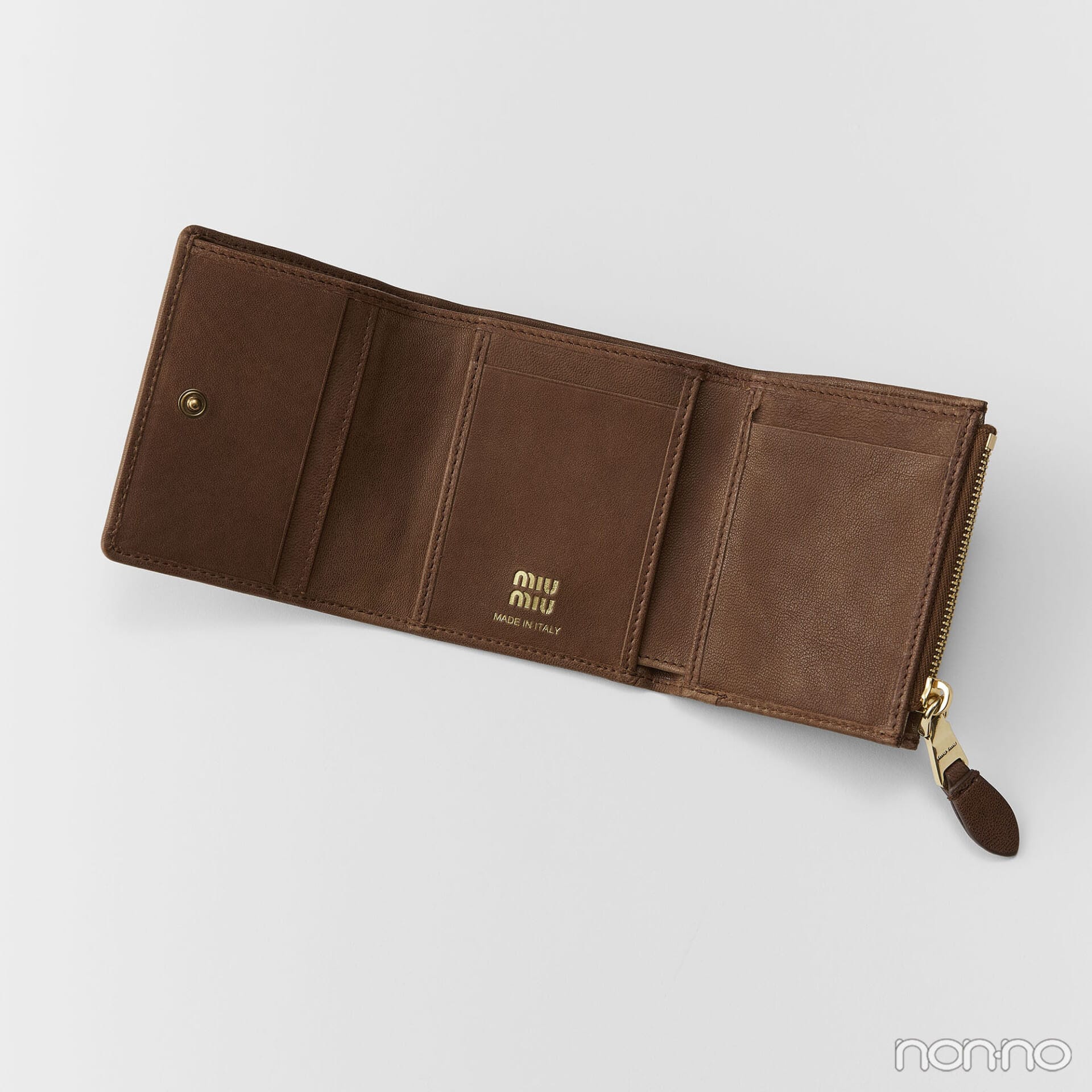 ♡*E様 希少✨ ミュウミュウ 二つ折り財布 ナッパインプトゥーレ