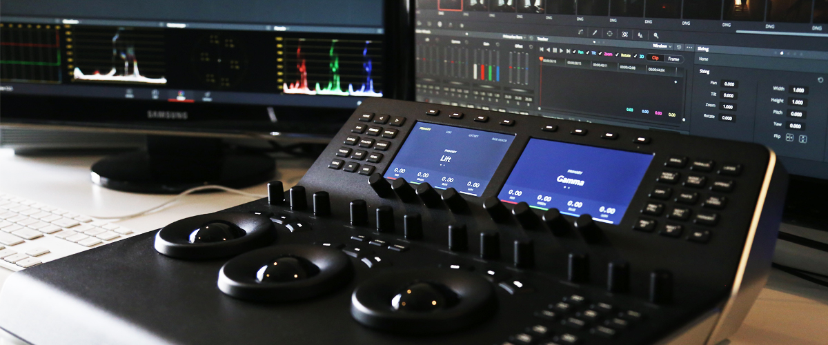 A Brief Review Of The Blackmagic Mini Color Panel - Noam Kroll