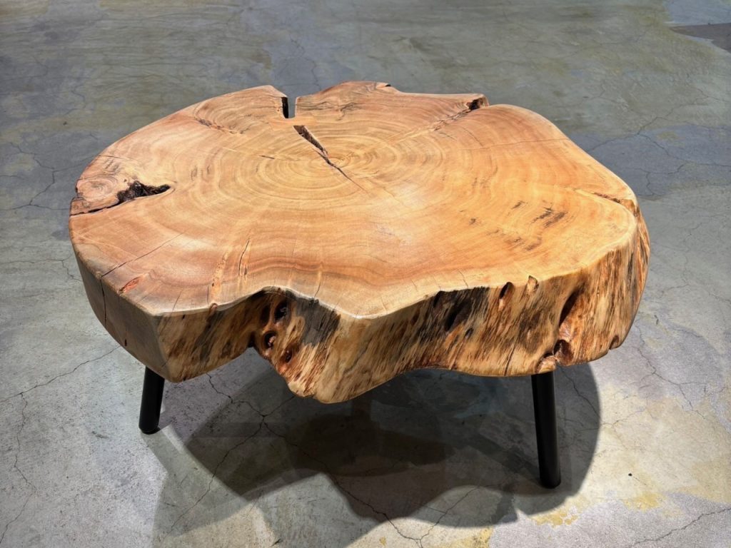 天然木一枚板コーヒーテーブル唯一無二