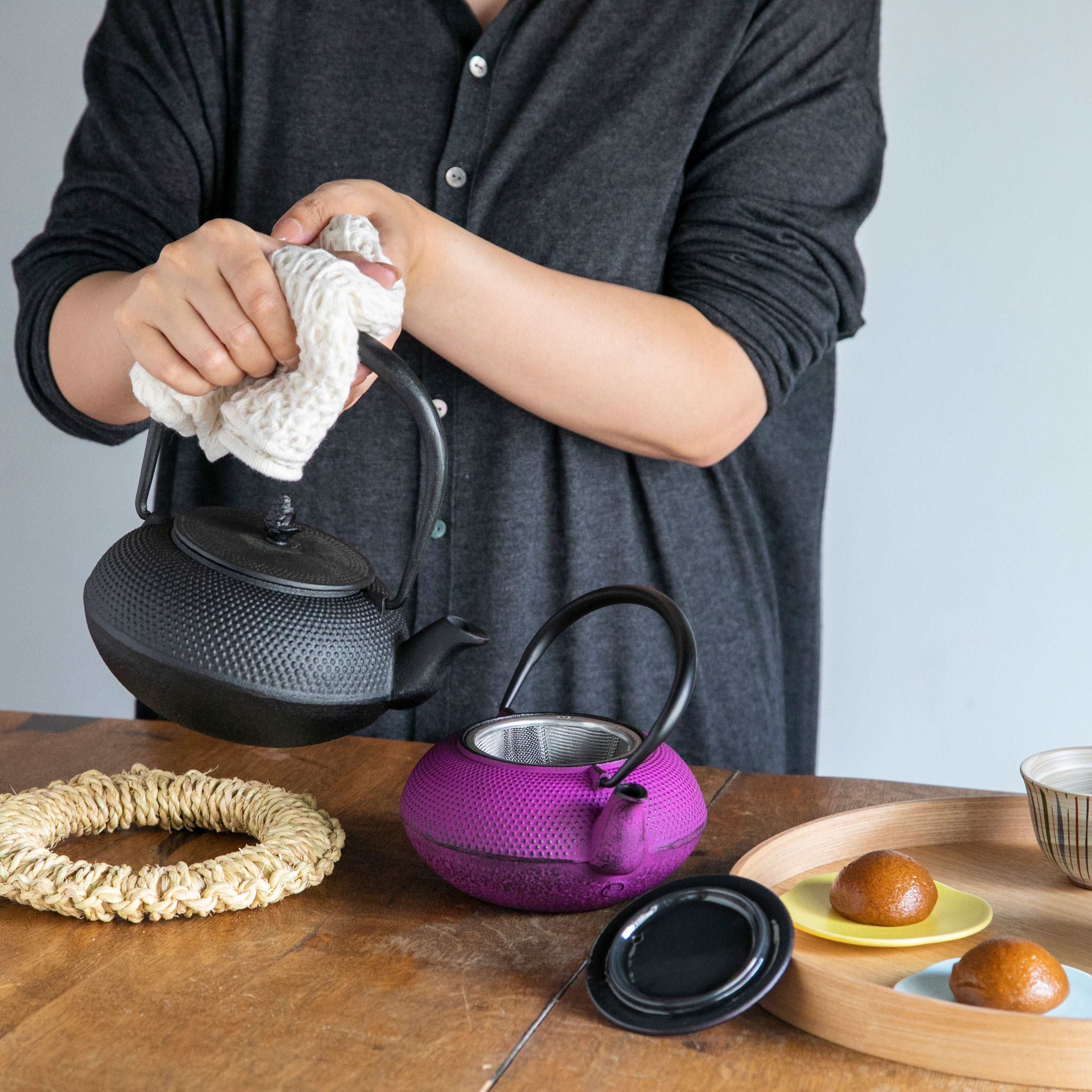 南部鉄器 鉄瓶 アラレ 0.6L/1.0L/1.8L 黒 ｜のレン神楽坂【公式通販