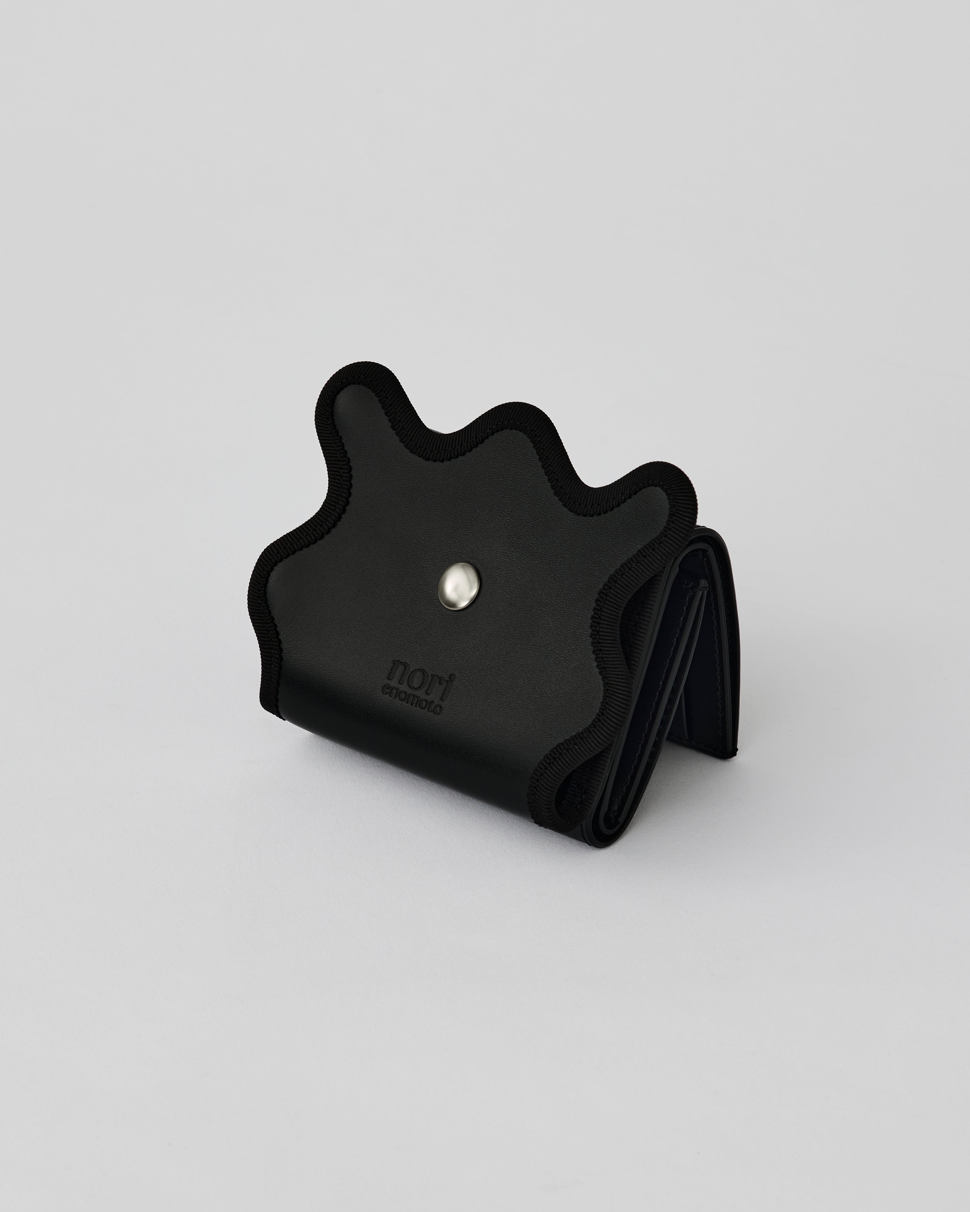 wave trifold wallet / black – nori enomoto