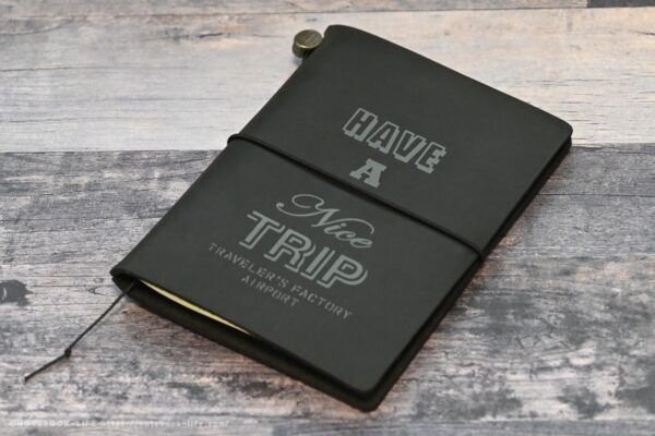 成田空港限定のトラベラーズノート（パスポートサイズ）を買ってきた✈️