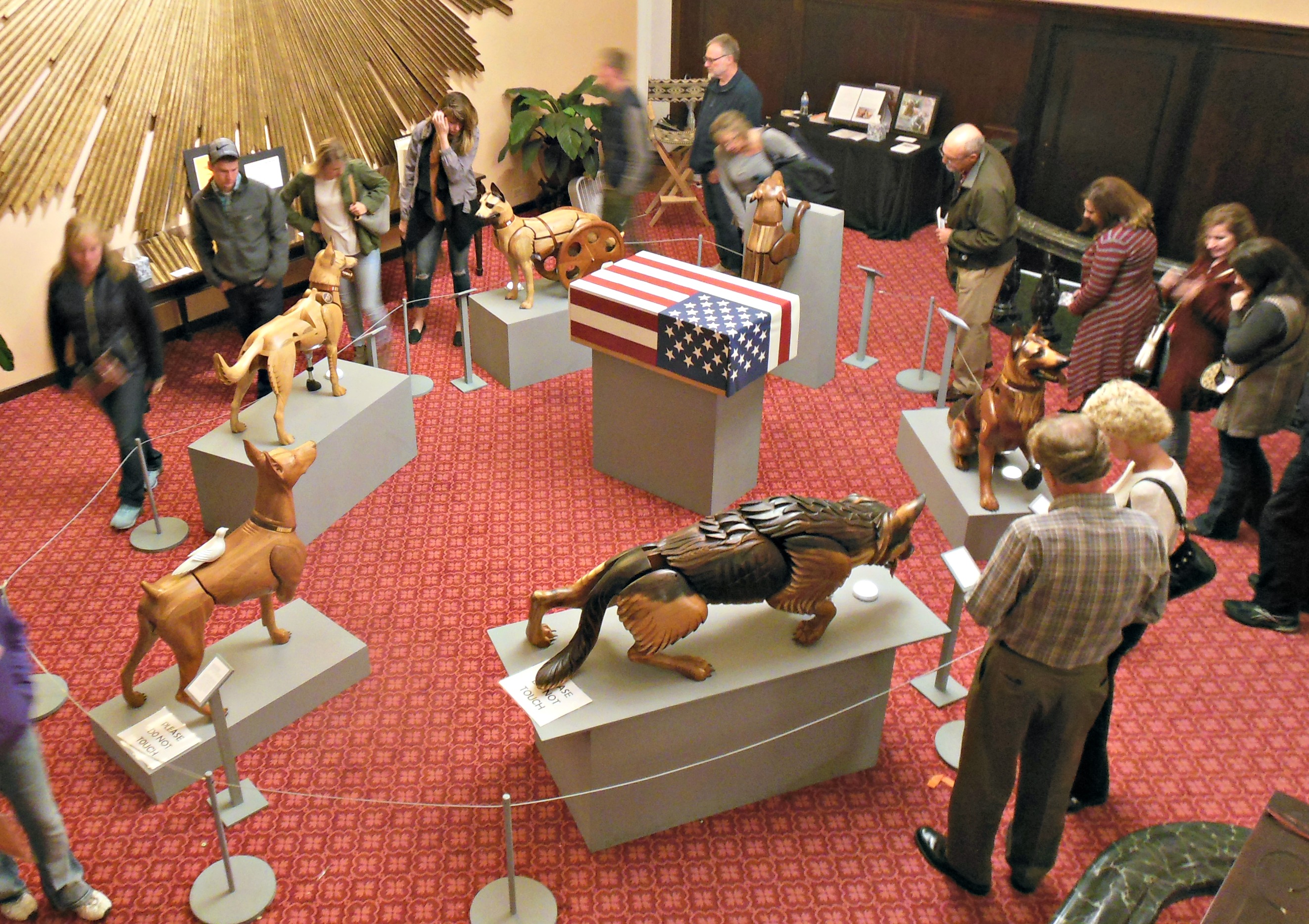 Wooden carvings of “Wounded Warrior Dogs” wins public vote in