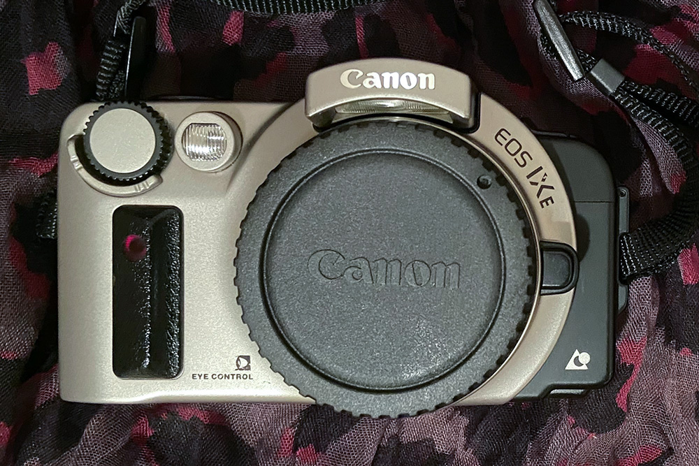 キャノン EOS IXE （APSフイルムカメラ） 平成レトロ キャノン EOS IXE
