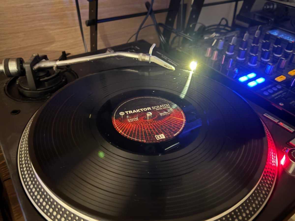 Traktor Pro 4 で Traktor Audio 6 を利用してDVSする | ntsk