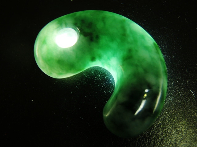 糸魚川ヒスイ勾玉