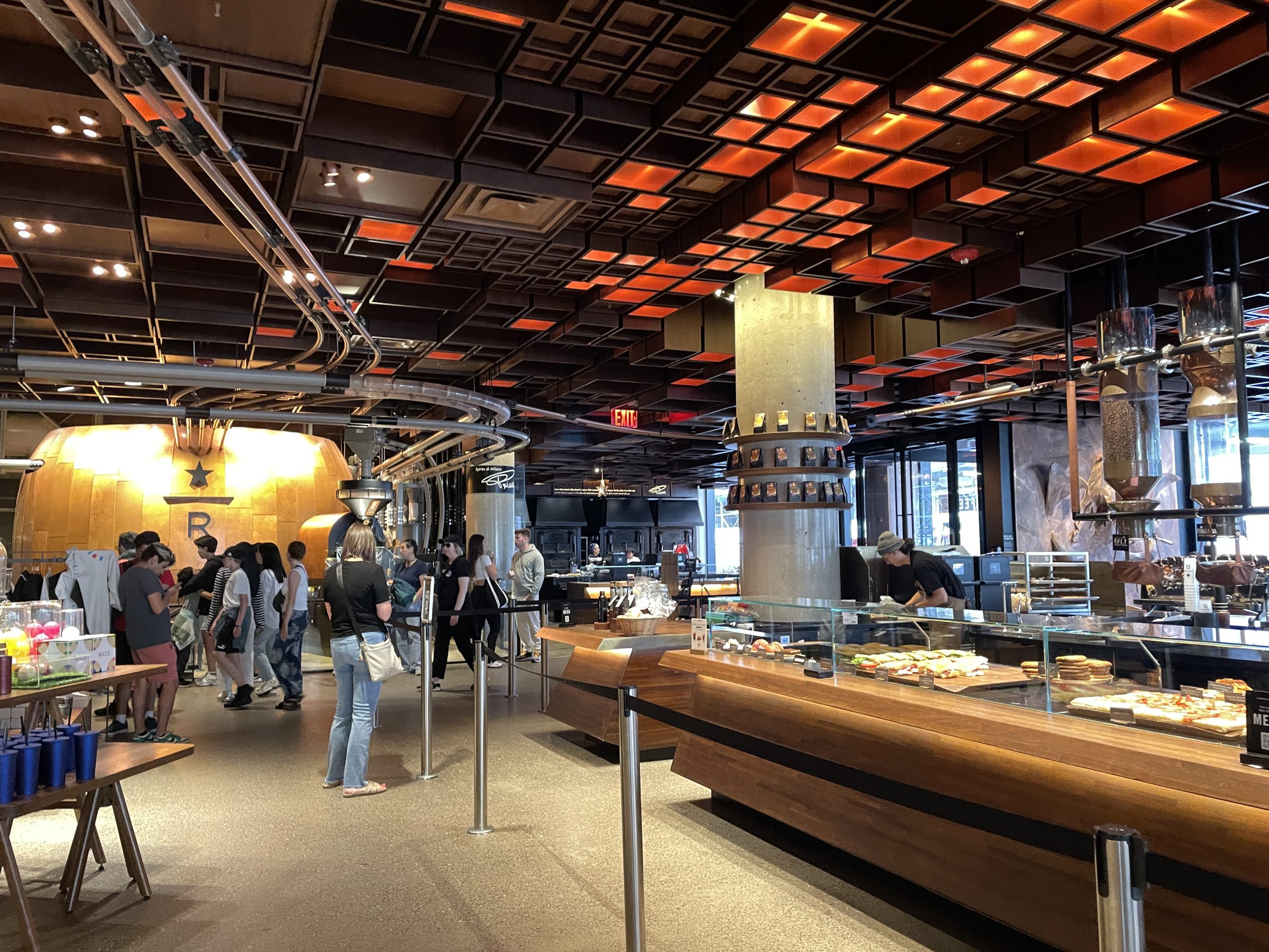 世界に6店舗だけ！NYスターバックス リザーブ ロースタリー - NYC Kurashi