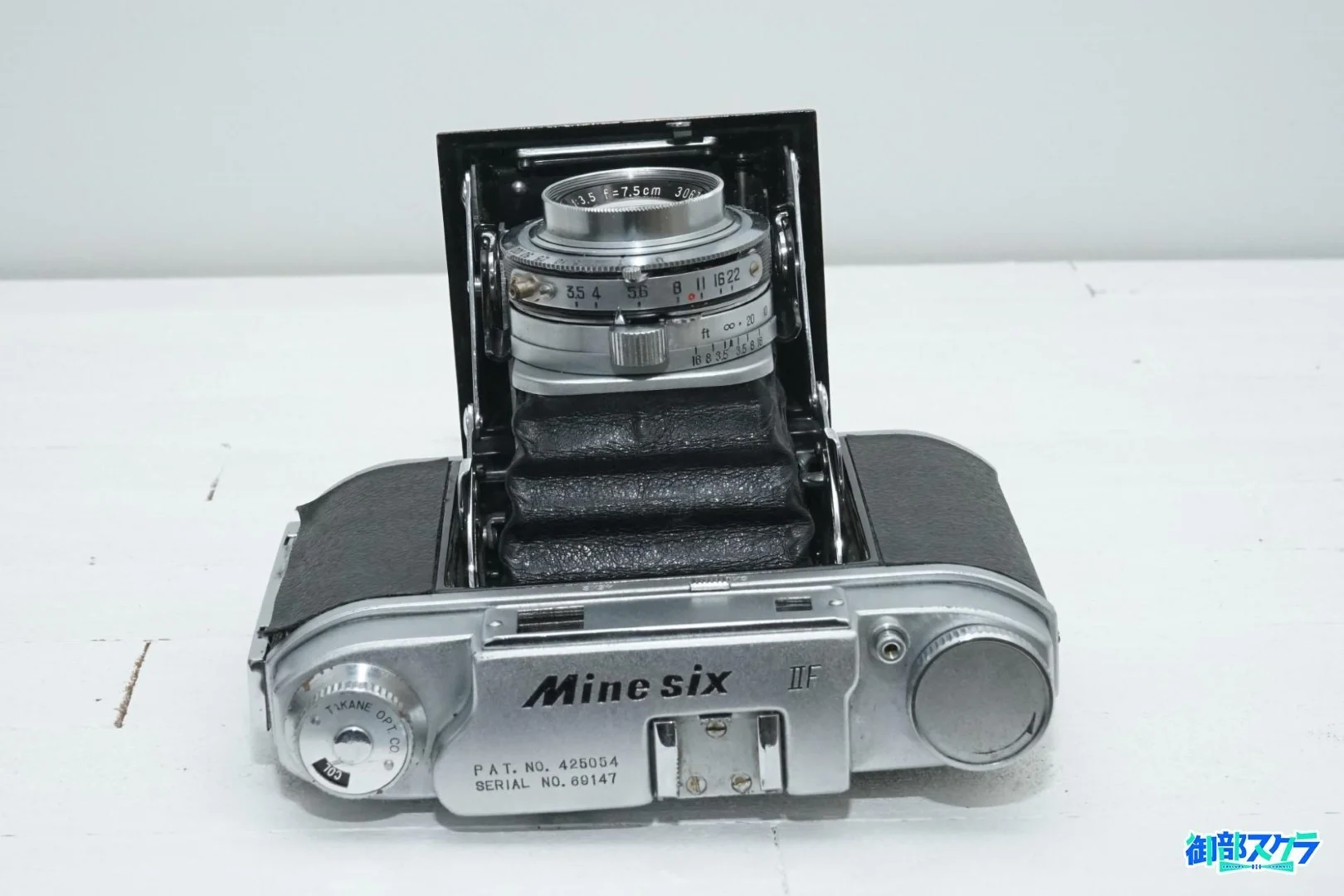 ミネシックスIIF 群馬生まれのスプリングカメラ – 御部スクラ