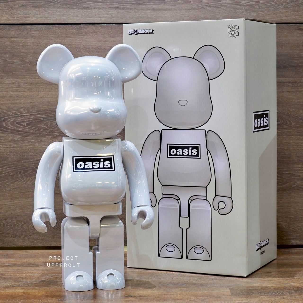 BE@RBRICK OASIS WHITE CHROME 1000%