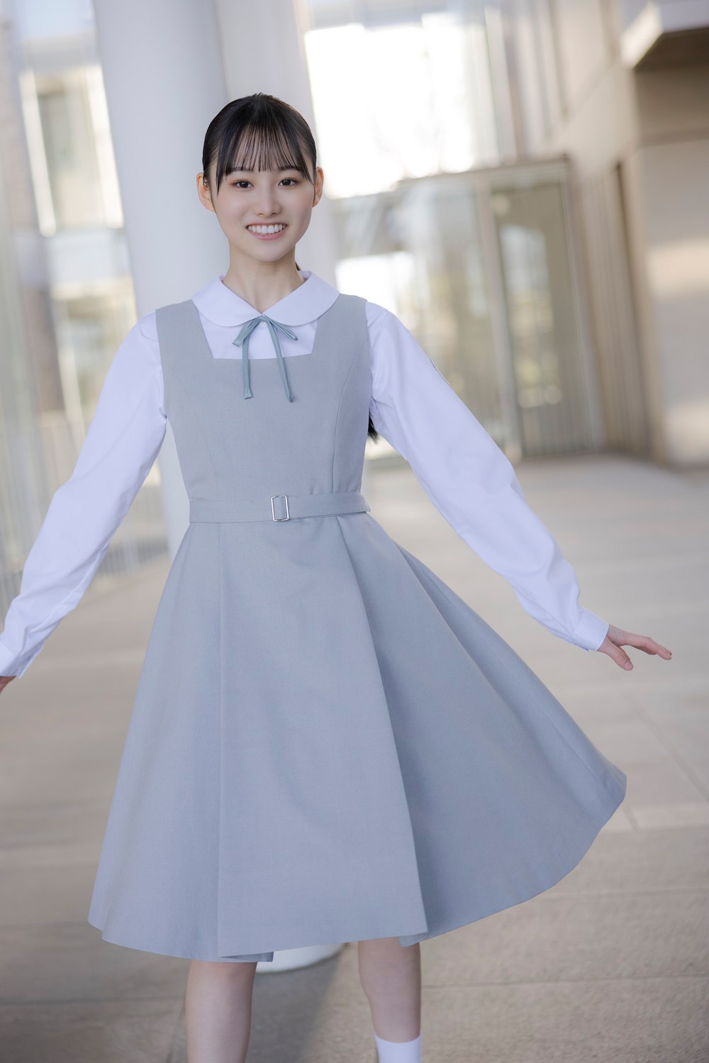 日向坂46 五期生お披露目制服 生写真 直筆サイン 高井俐香 日向坂