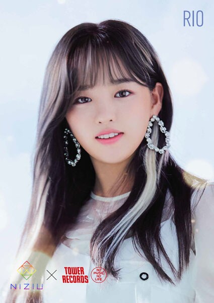 NiziU×タワーレコードコラボキャンペーンポスターデザイン（RIO Ver