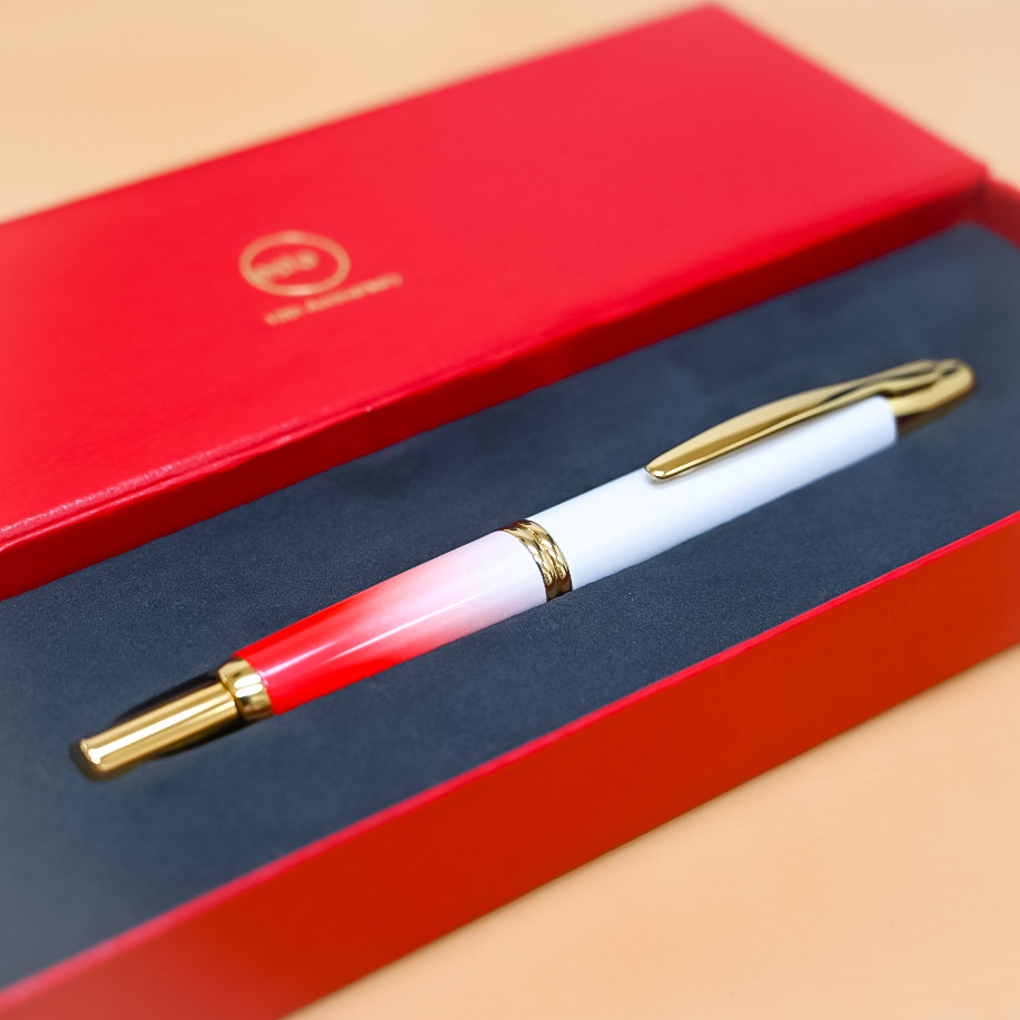 パイロット 万年筆 キャップレス 2009年限定 M 【公式通販】