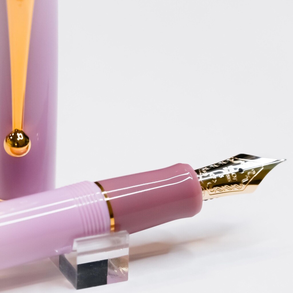 日本の伝統色をまとったCUSTOM74“紅 藤 -benifuji-” - オエステ会