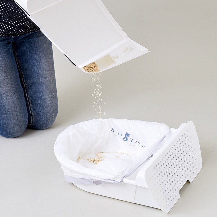 CATLINK SCOOPER 専用ステップ（ホワイト） | 株式会社オーエフティー