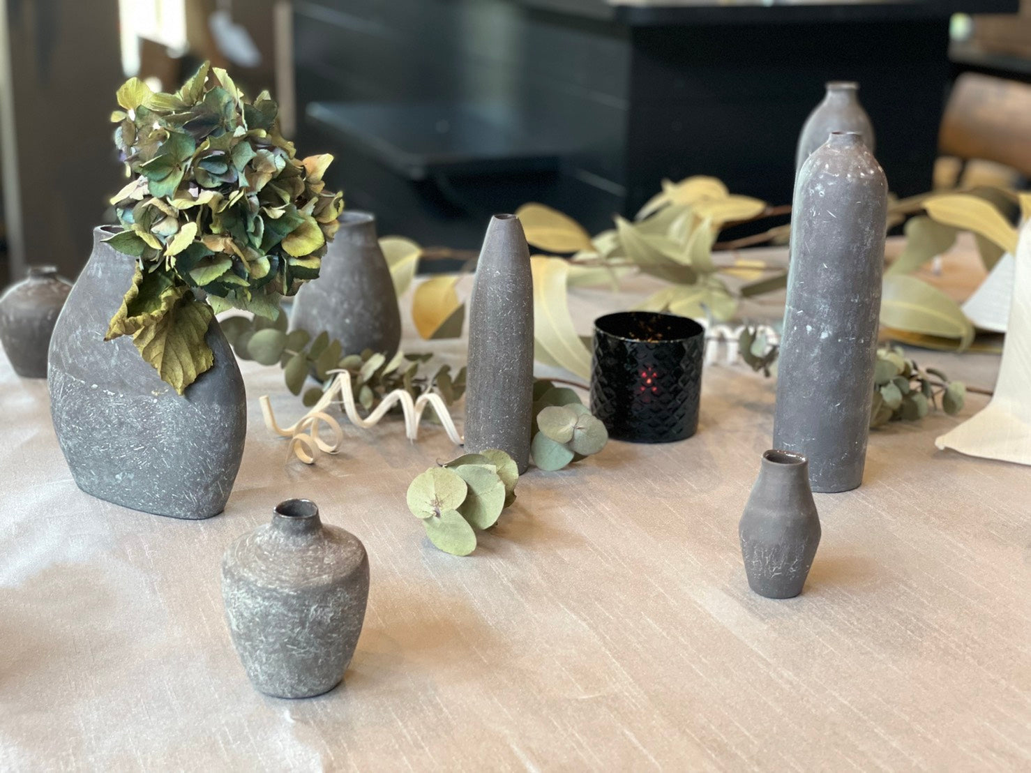 手びねりの花器 A – うつわ 熾/OKI