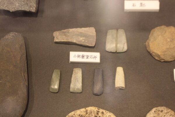 むら歩き】 磨製石斧 | 奥会津ミュージアム - OKUAIZU MUSEUM