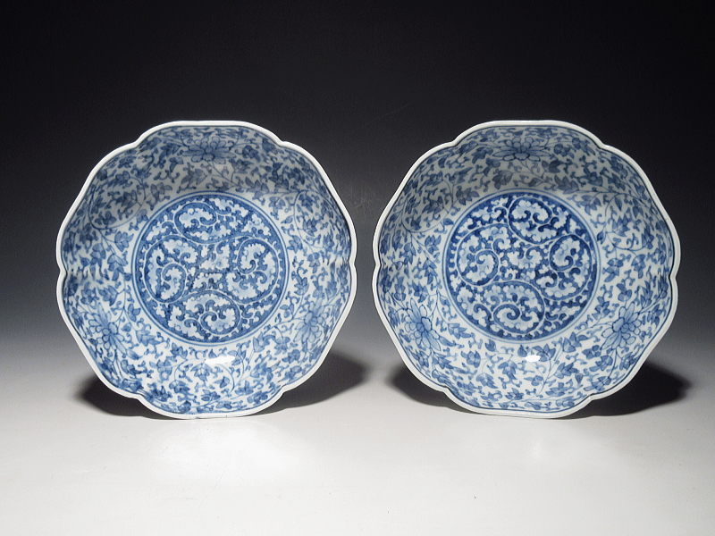 古伊万里染付蛸唐草文磁器中鉢 古伊万里染付蛸唐草文磁器中鉢 2025年